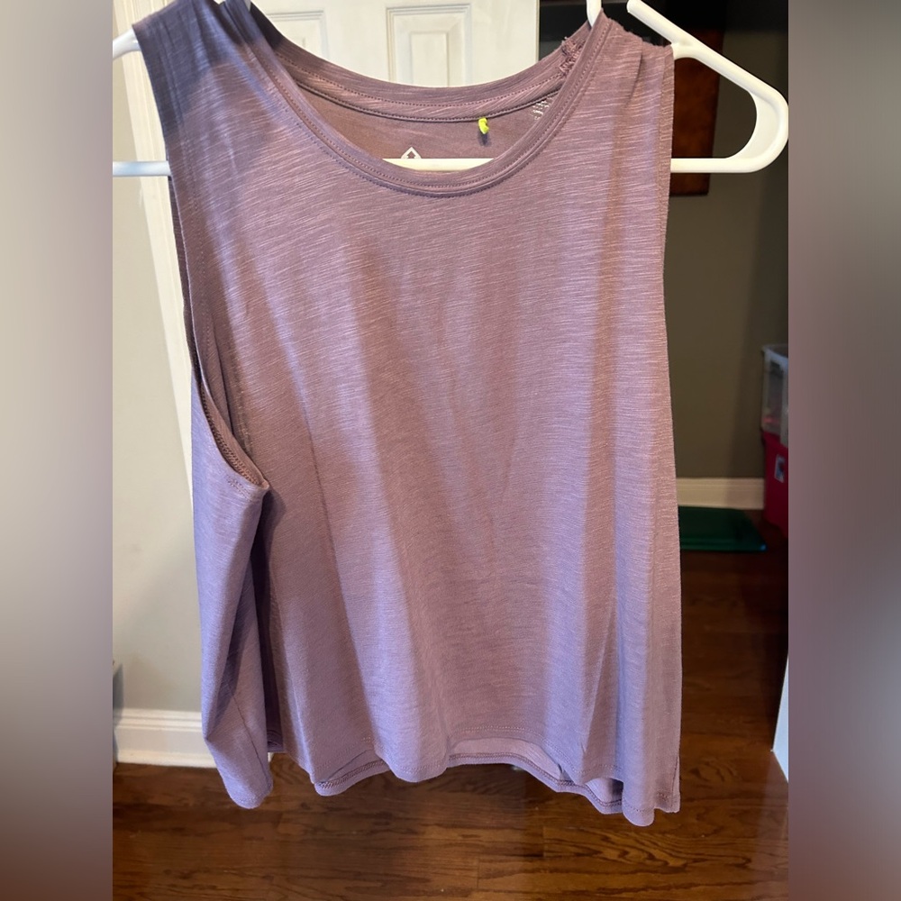Tasc Nola crop tank